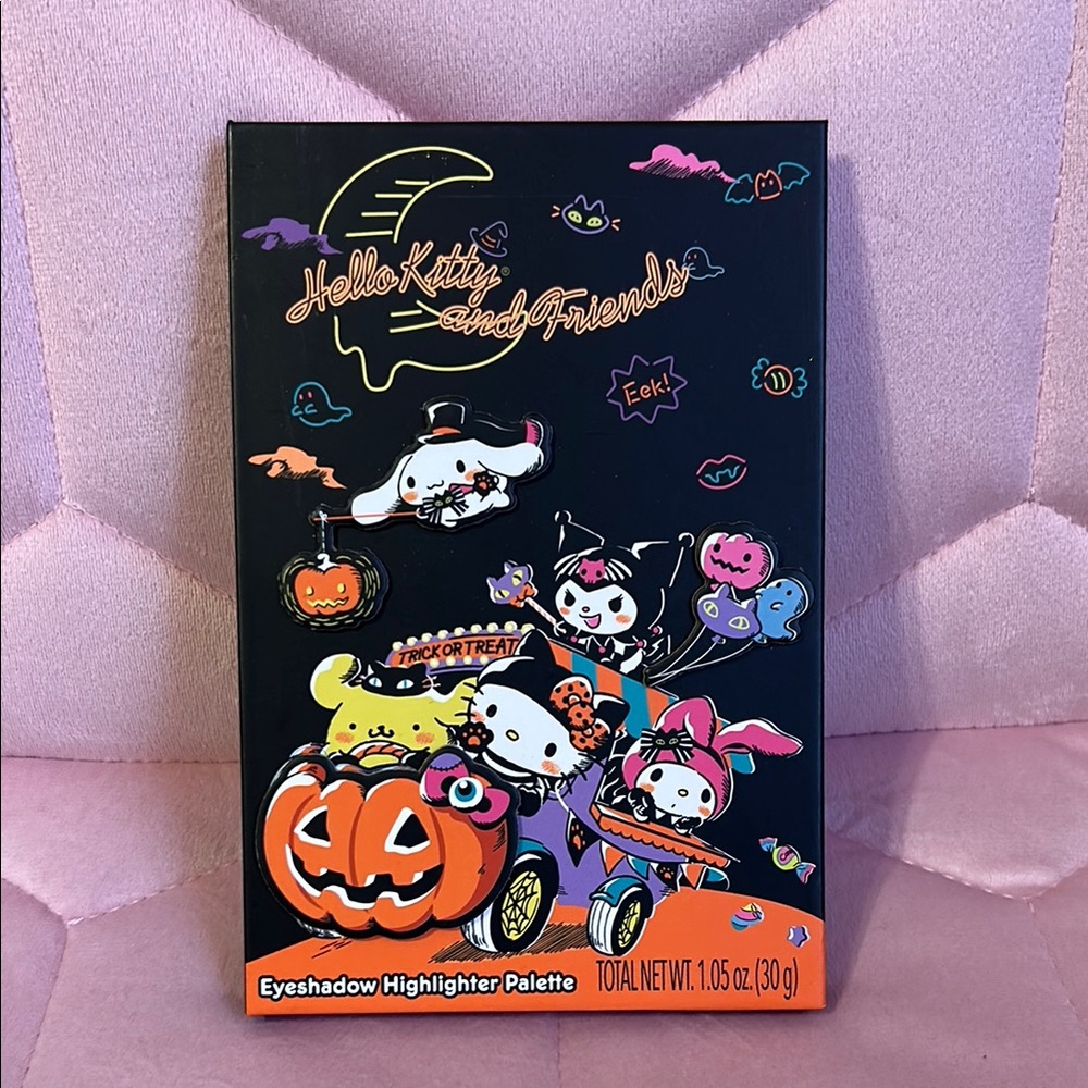 Hello Kitty and Friends Eyeshadow Highlighter Palette